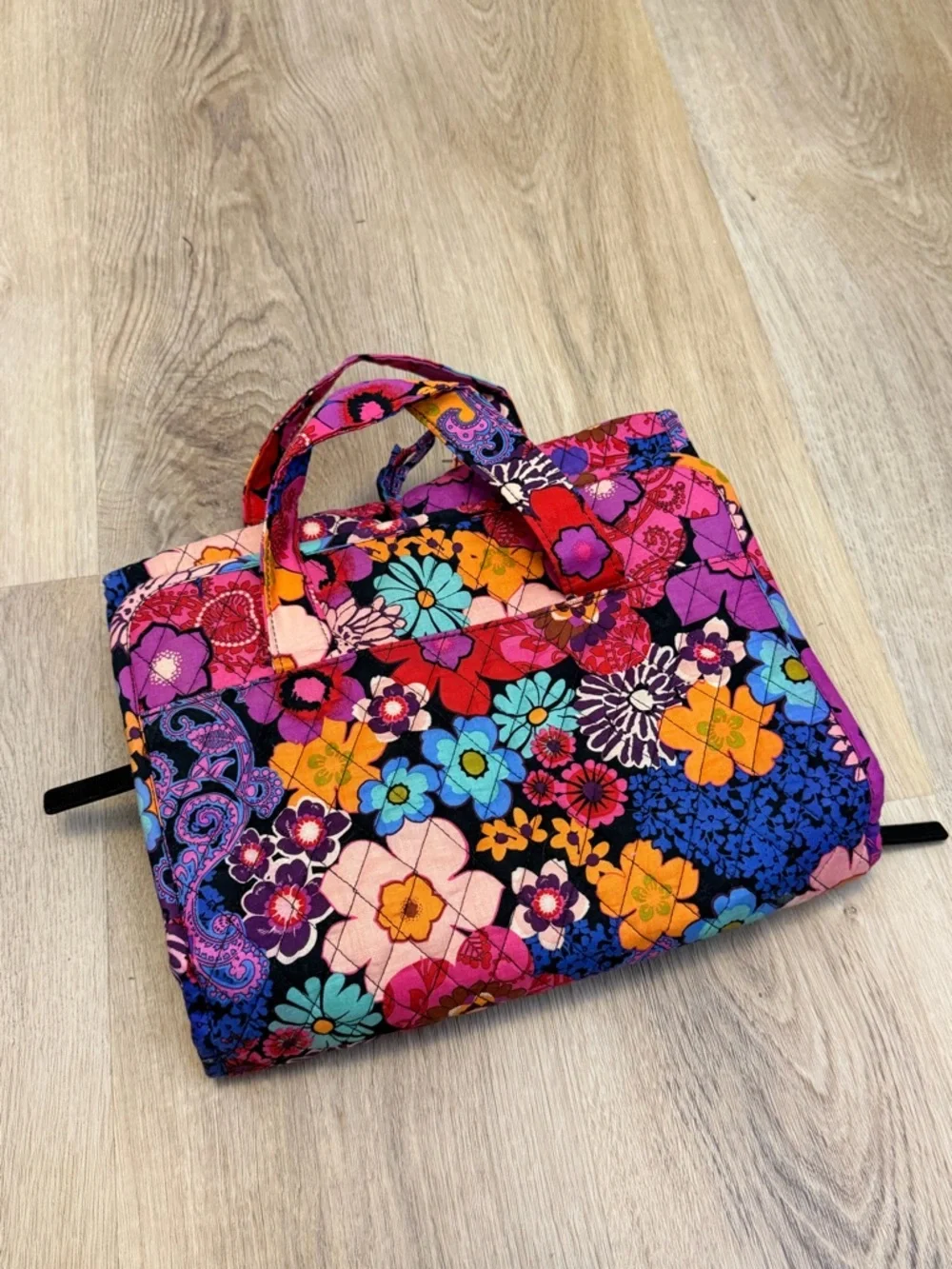 Vera Bradley Cosmetic Toiletry Quilted Tote Vibrant Floral